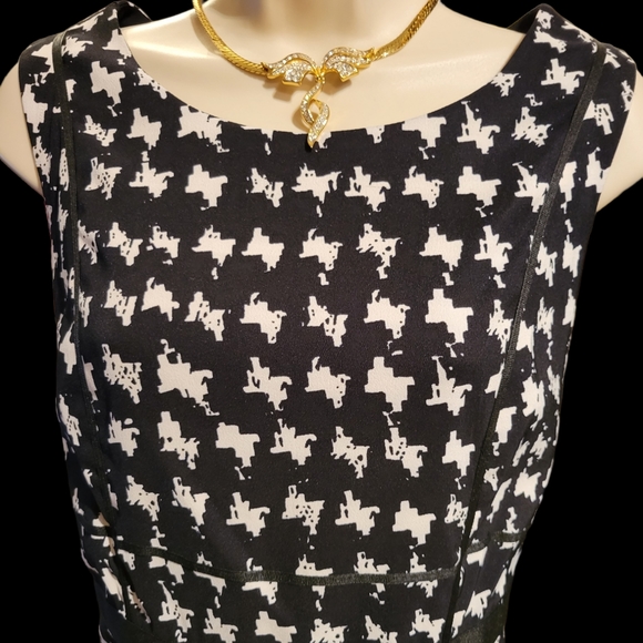 NWT Cleo 4 Dress Midi Houndstooth Patern Pockets Back Zipper Black and White - Picture 3 of 14